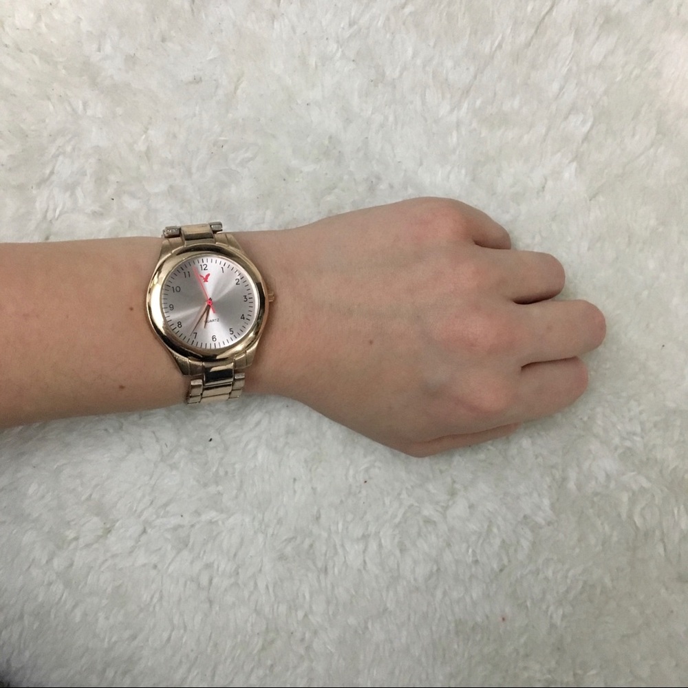 American Eagle Pearly Face Gold Watch